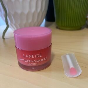 Brand New LaNeige - Lip Sleeping Mask - Berry